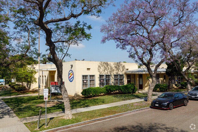 Los Cerritos Elementary School is located in a quiet neighborhood in Long Beach.