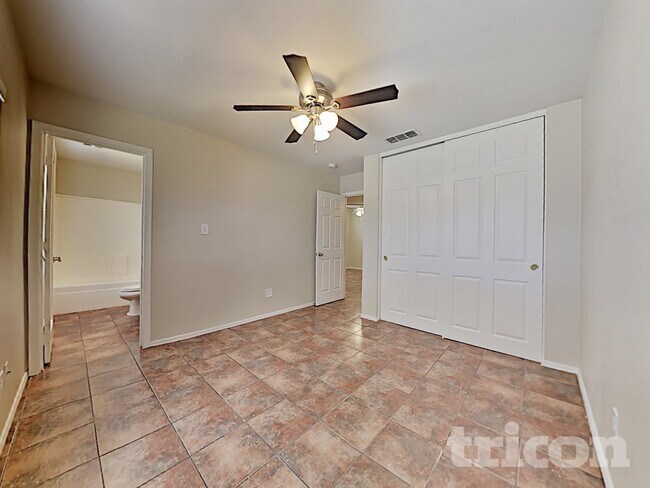 11519 W Windrose Ave, El Mirage, AZ 85335 - photo 7