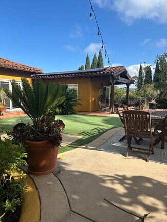 671 Ida Ave Unit 671 Back Unit, Solana Beach, CA 92075
