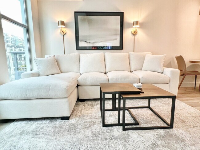 Acqua Vista Condominiums unit ID1288264P, San Diego, CA 92101 - photo 4