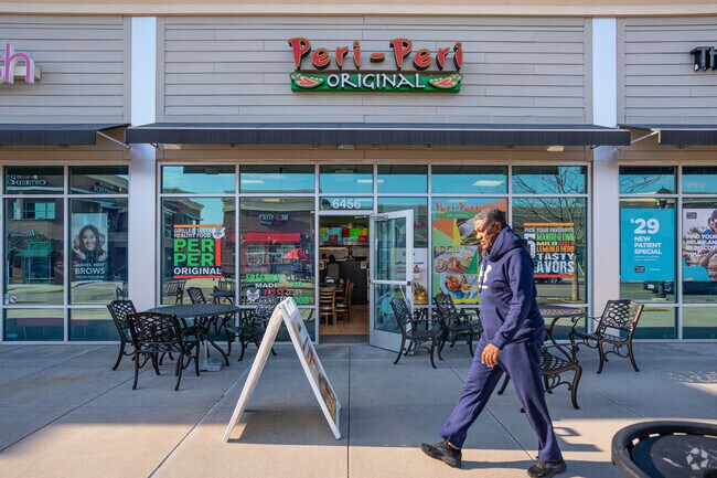 Kingstowne locals can experience the fiery flavors of Peri Peri Original Chicken.