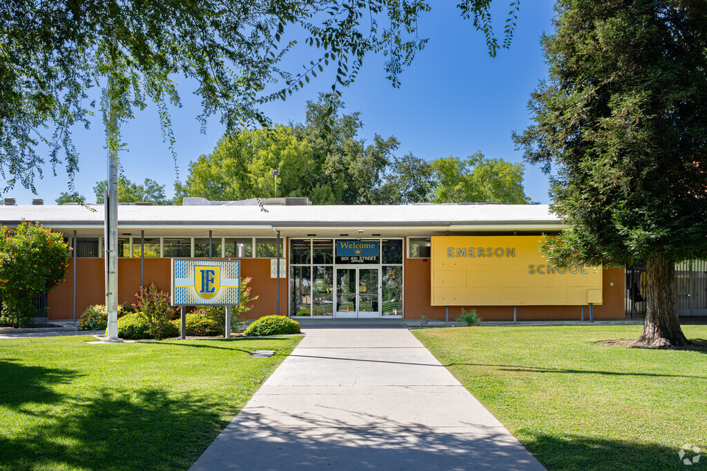 Emerson Middle School, Bakersfield CA Rankings & Reviews - Homes.com