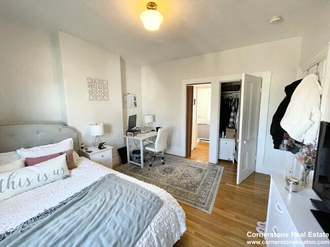 748 E 4th St unit 3, Boston, MA 02127 - photo 7