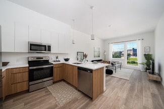 44 Irvine Turner Blvd, Newark, NJ 07103