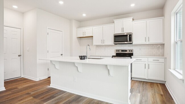 7640 Bainbridge Rd, Sherrills Ford, NC 28673 - photo 5