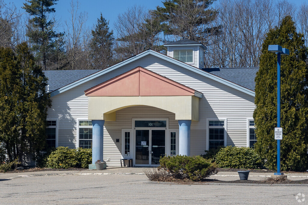The Little Dolphin School Foundation is a non-profit  childcare service in Westbrook.