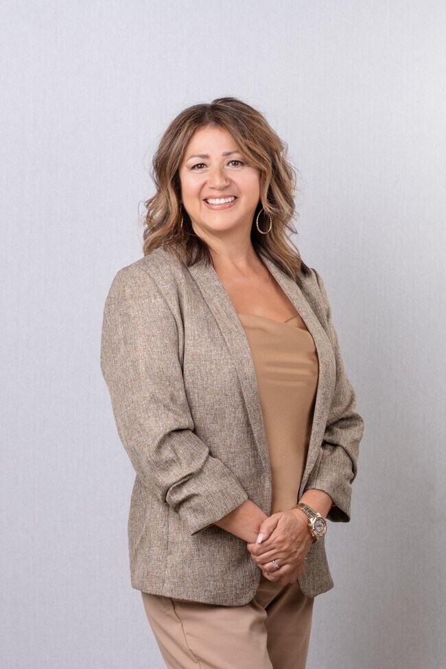 Michelle Romero- Quarles
