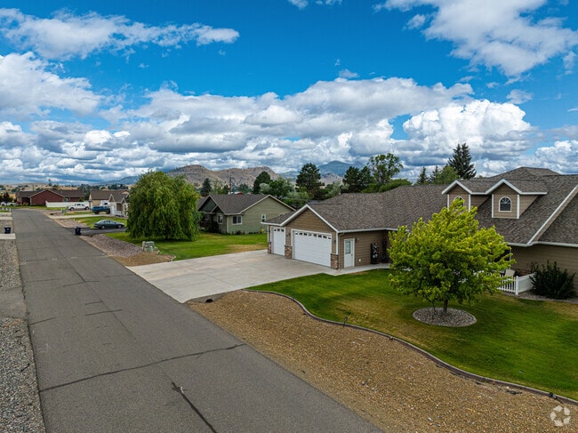 West Helena has some urban development amongst the farmlands.