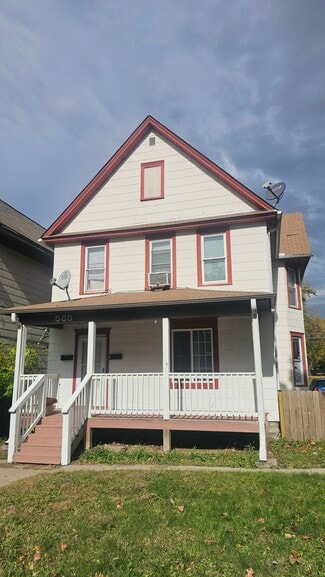 585 Case Ave Unit 1, Saint Paul, MN 55130