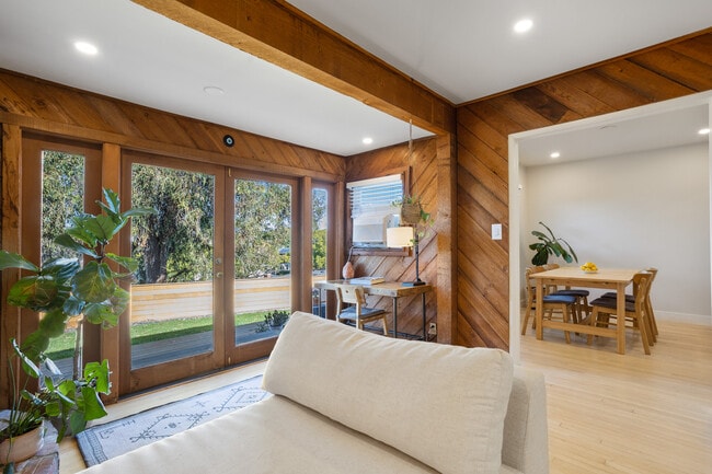 5923 Abernathy Dr, Los Angeles, CA 90045 - photo 6