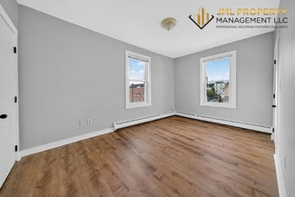 130 High St Unit 3, Fall River, MA 02720