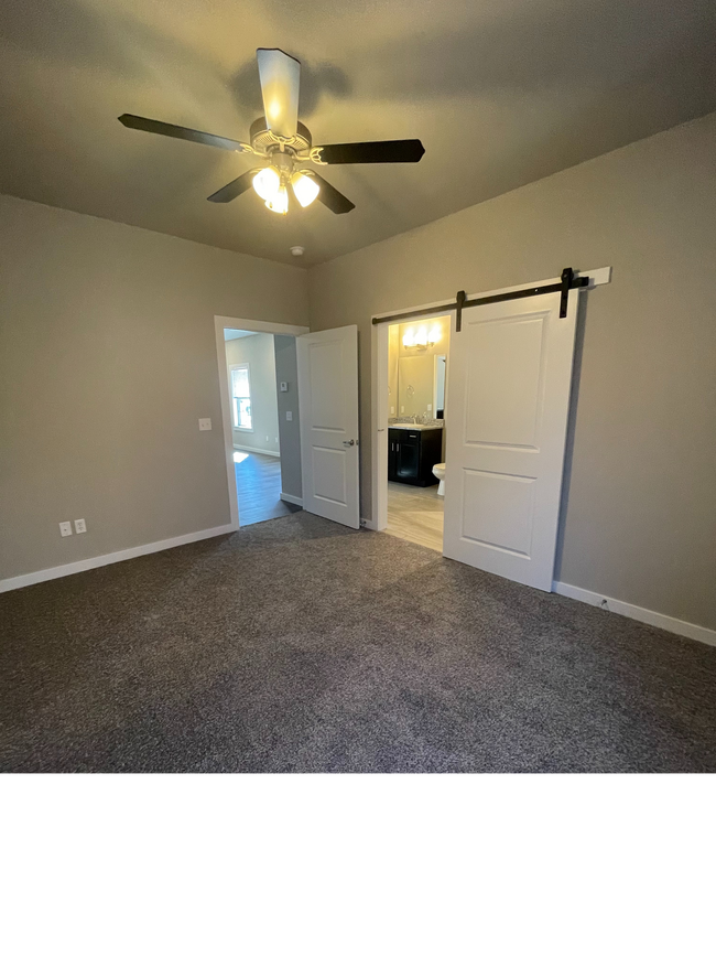 3251 W Reese, Springfield, MO 65810 - photo 3