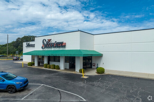 The Star Super Market in Meridianville is known for it's local service.