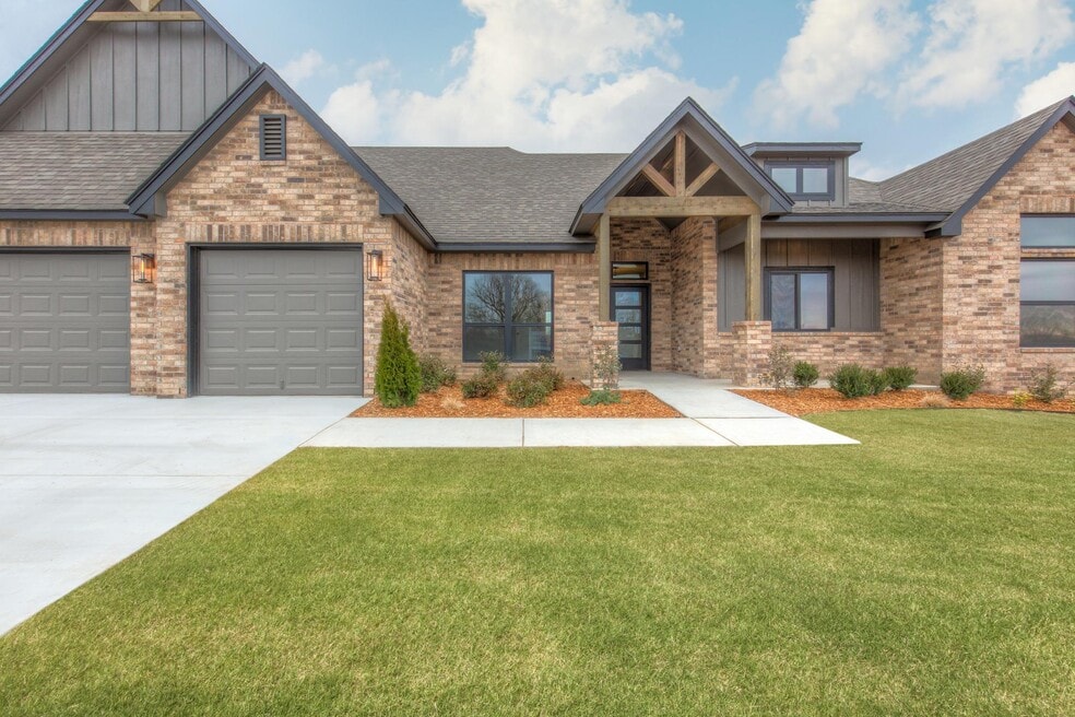 1305 Falls Dr, Sapulpa, OK 74066 - photo 1