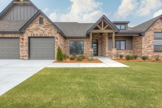 1305 Falls Dr, Sapulpa, OK 74066