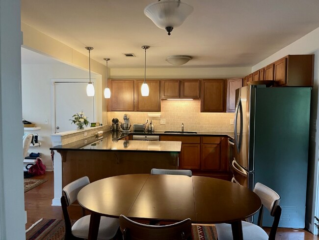 449 Clairemont Ave unit M4, Decatur, GA 30030 - photo 6