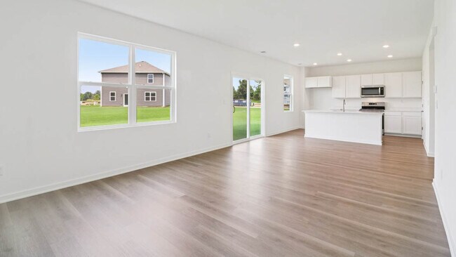 6564 Walnut Ct, Wonder Lake, IL 60097 - photo 3