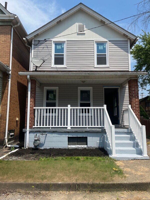 134 Main Ave, Aliquippa, PA 15001