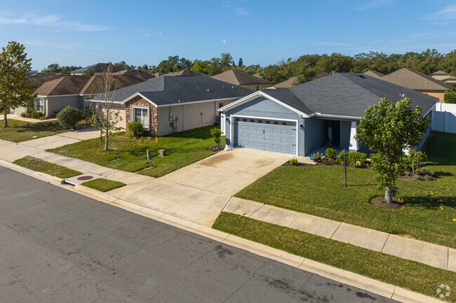 Streets lined with one-story modern homes and well-manicured lawns are common in West Ellenton.