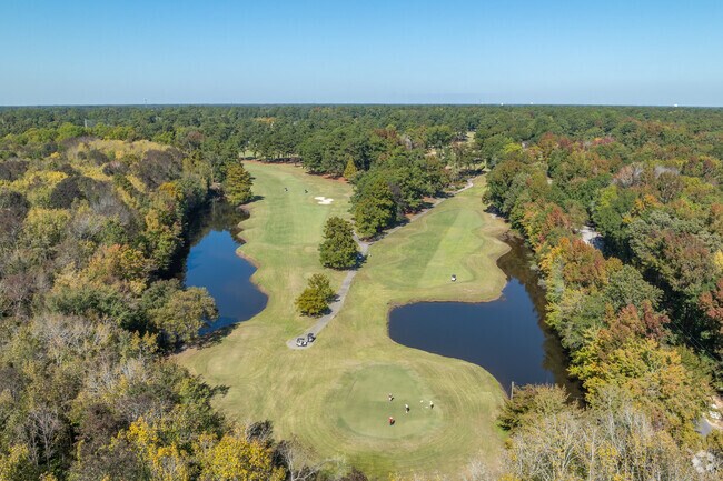 Florence Country Club near Highland Park includes an 18-hole golf course.