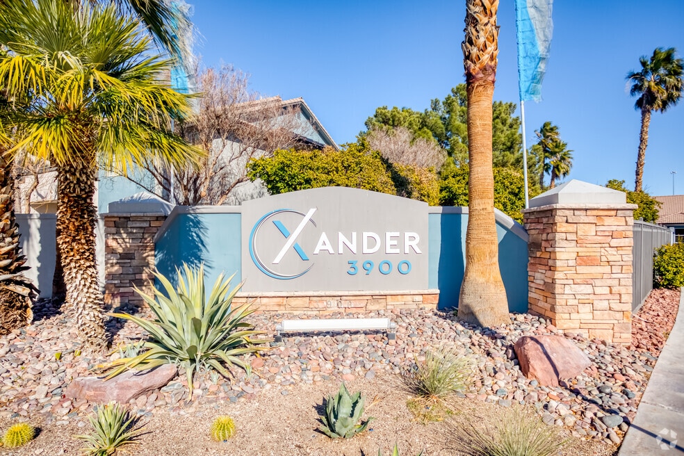 Xander 3900, Las Vegas, NV 89129 - photo 1