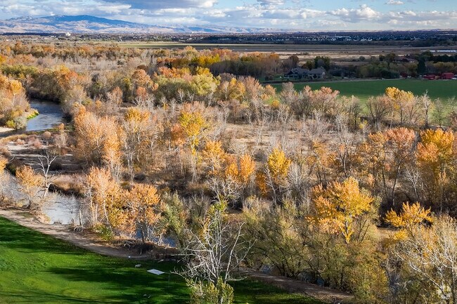 The Boise river flood plain runs along the southern edge of Star.