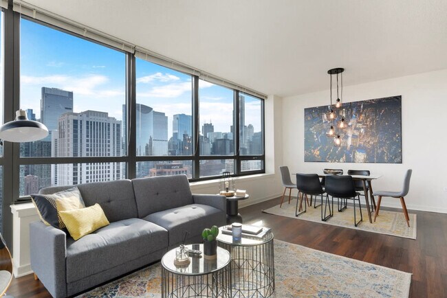 365 N Halsted St unit ID1029607P, Chicago, IL 60661 - photo 2