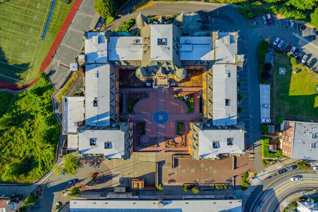 Stadium High School anchors education in Stadium District.