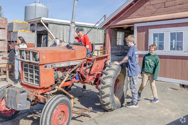 Enjoy the outdoor area of Shilters Farm Harvest Festival in Lacey WA area.
