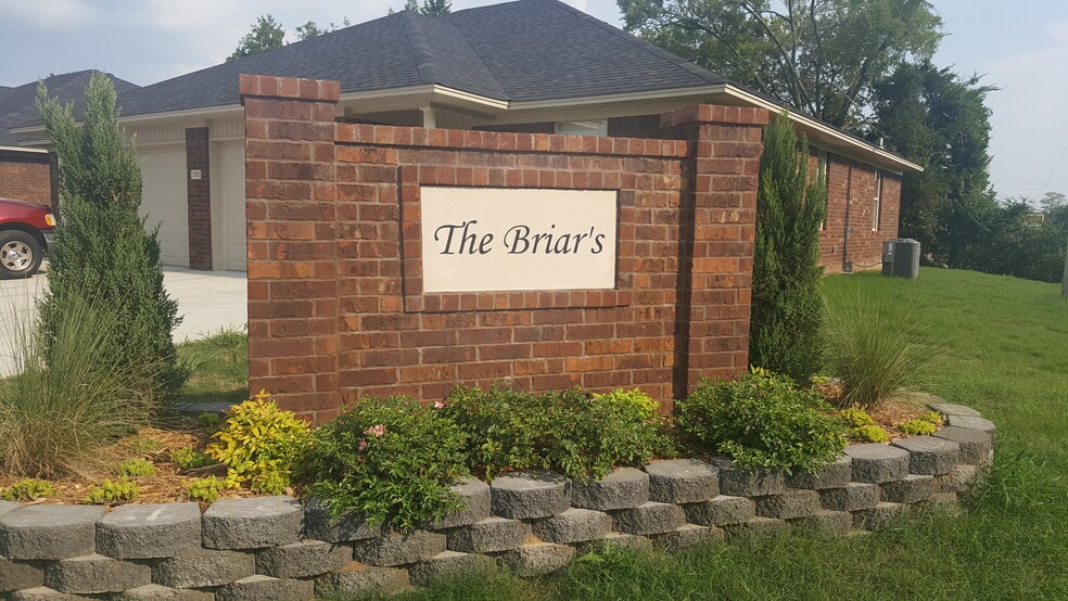 240 Ashley Dr unit 260 Ashley Drive, Russellville, AR 72802 - photo 1