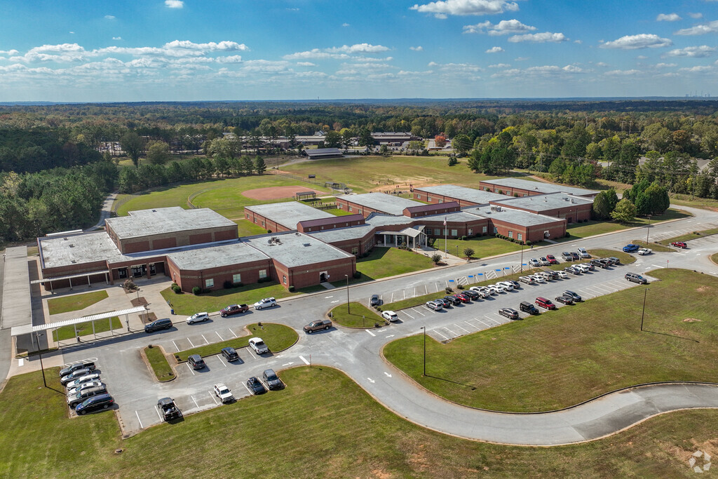 Gray Station Middle School has 678 students.