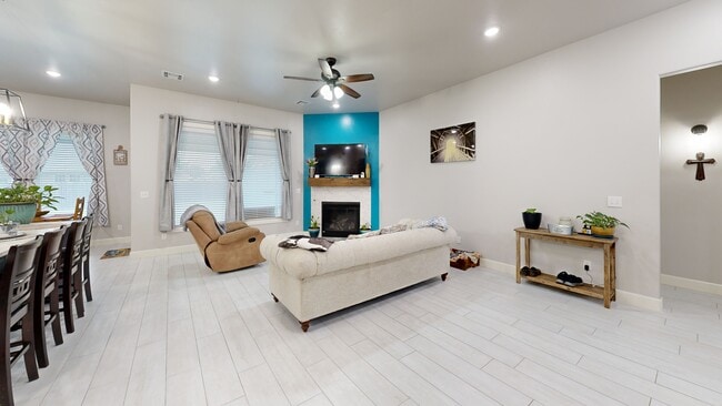 20629 Twisted Oak Rd, Harrah, OK 73045 - photo 2