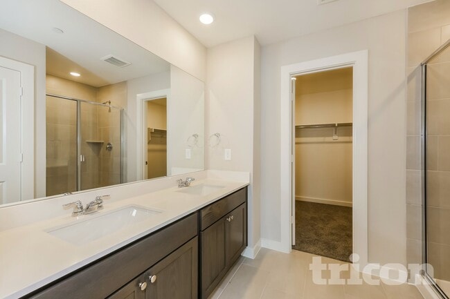 1110 Aylesbury Rd, Saginaw, TX 76179 - photo 7