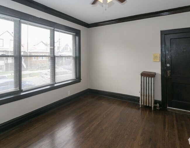 3825 N Drake Ave unit 3, Chicago, IL 60618 - photo 4
