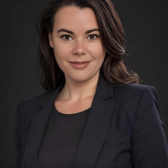 Agent Photo