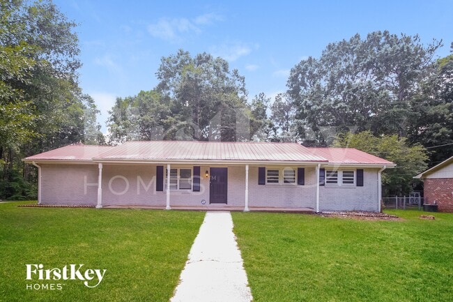 2422 Chestnut Log Ln, Lithia Springs, GA 30122 - photo 2