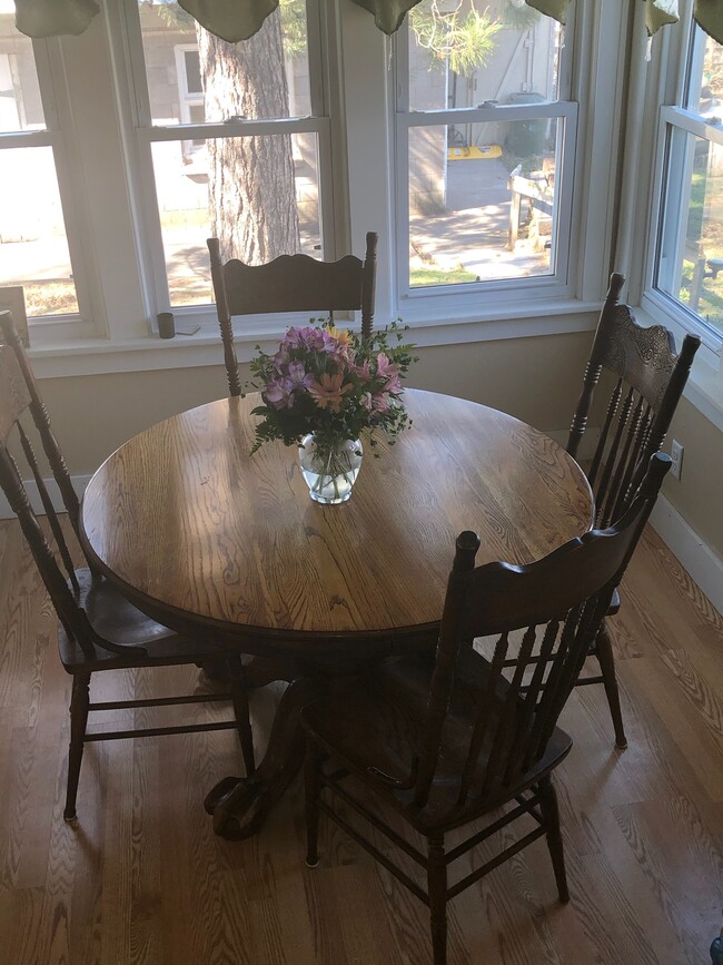 Sunroom/ Office