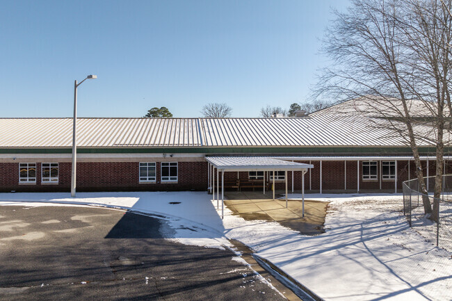 Oakland Elementary School