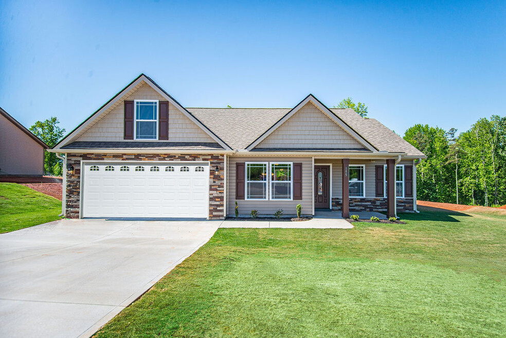 1045 Holly Springs Church Rd unit 36725438, Inman, SC 29349 - photo 1