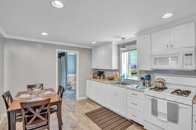 55 Glade Path unit 1, Hampton, NH 03842 - photo 5