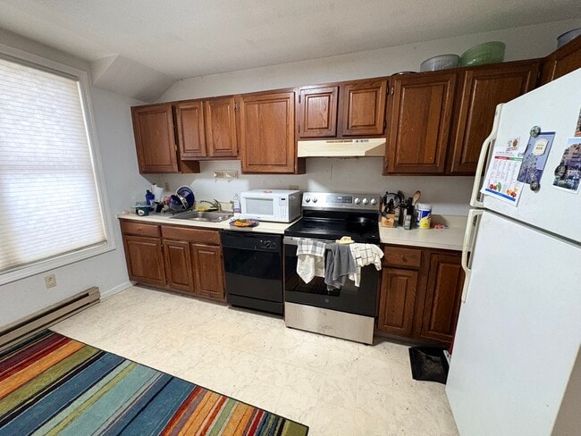 K6 Stonehedge Dr, South Burlington, VT 05403 - photo 6