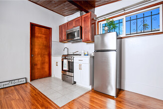 1622 Armacost Ave, Los Angeles, CA 90025
