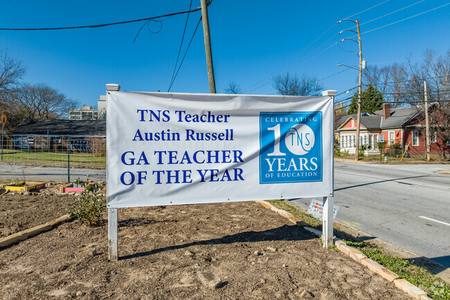 The New School serves students from 9th to 12th grade.
