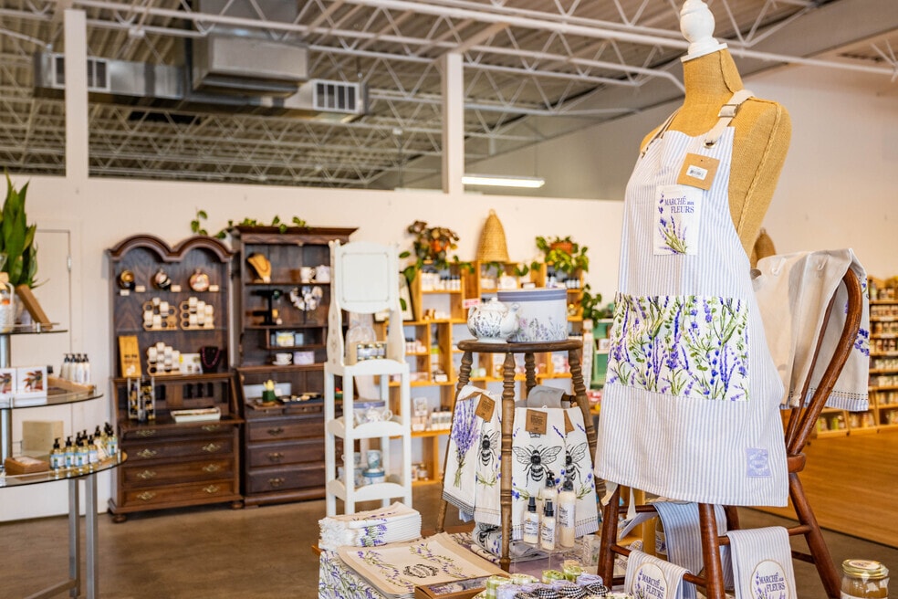 Neighborhood_Mockingbird-Hills_V1_081823