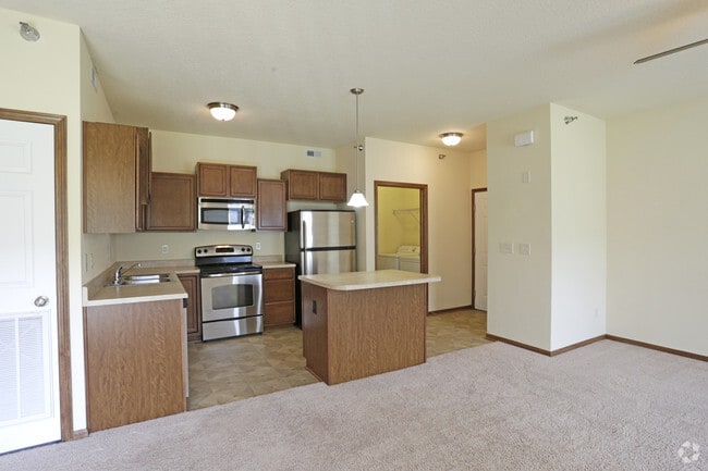 Avondale Trace Condos, Ankeny, IA 50021 - photo 2