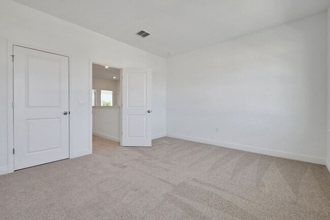 5173 Waypointe Blvd, Apopka, FL 32712 - photo 5