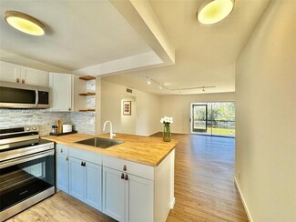 715 Gardens Dr Unit 103, Pompano Beach, FL 33069