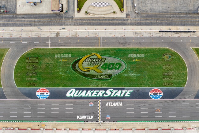 Visitors of Hampton can enjoy the highly entertaining NASCAR races at Atlanta Motor Speedway.