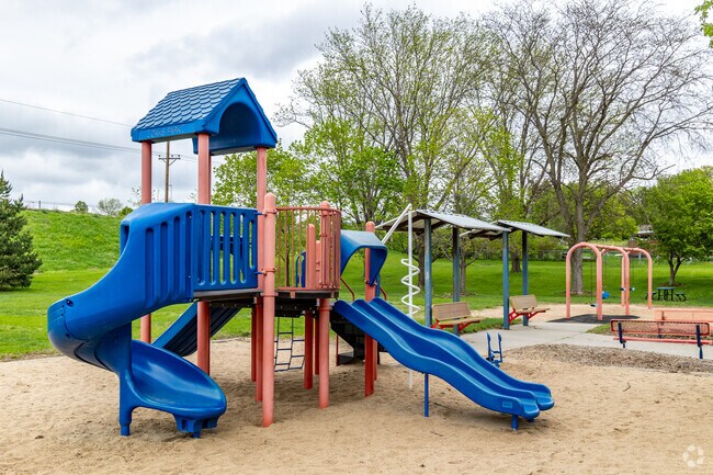 Fresh air and fun await at Oaks Park.