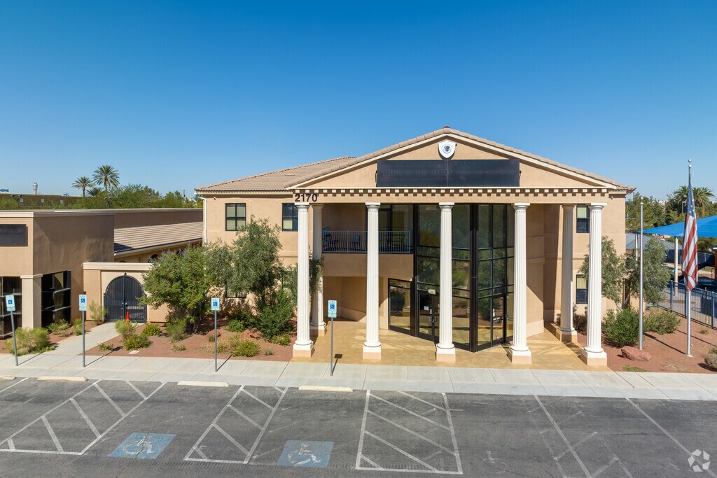 St Gabriel Catholic School serves over 133 students in grades kindergarten through 8th.